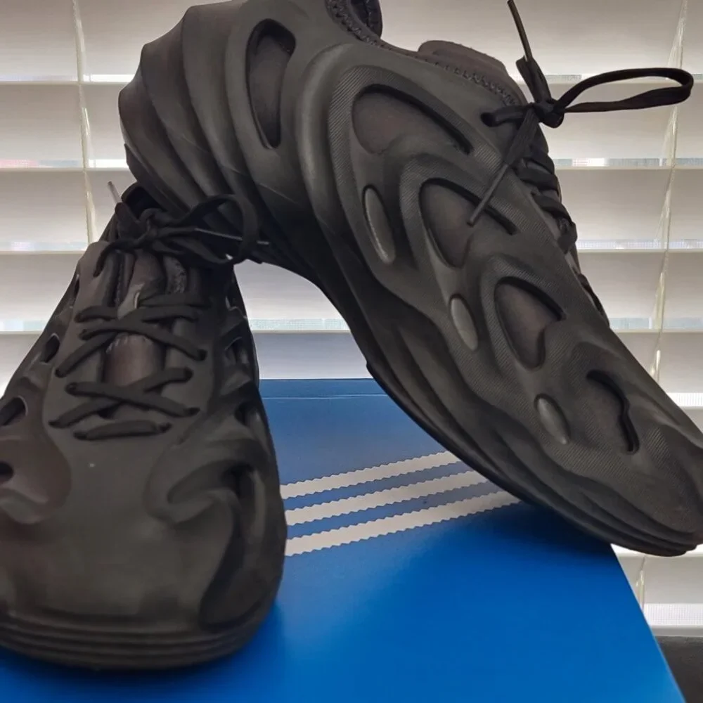 Addidas - Picture 5 of 6